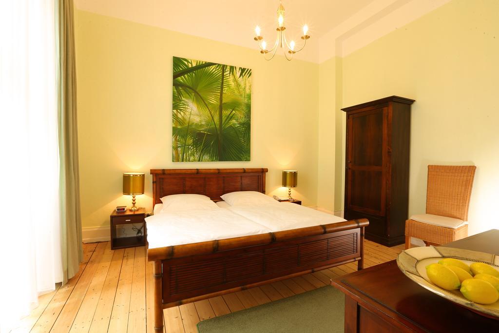Hotel Amsterdam Hamburg Room photo